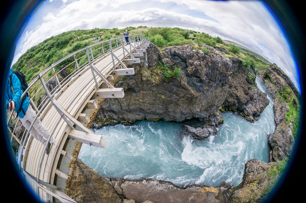 Making Of Barnafoss Horizontal Pole Shot (3)